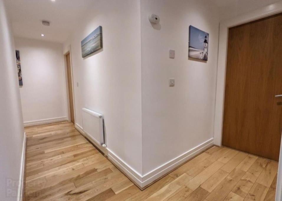 בלפסט Ormeau Road Stylish Double Bedroom Luxury Apartment מראה חיצוני תמונה
